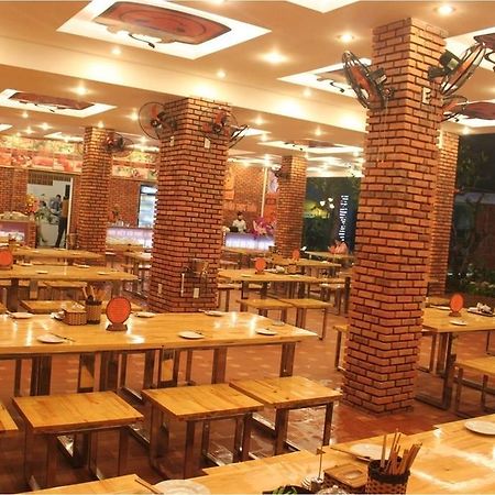 Ngoi Nha Xanh Hotel Da Nang Exteriör bild